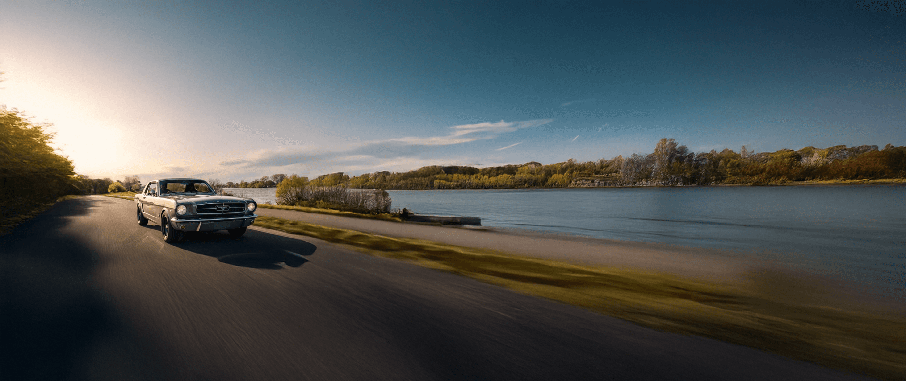 Oldtimer auf einer Landstraße