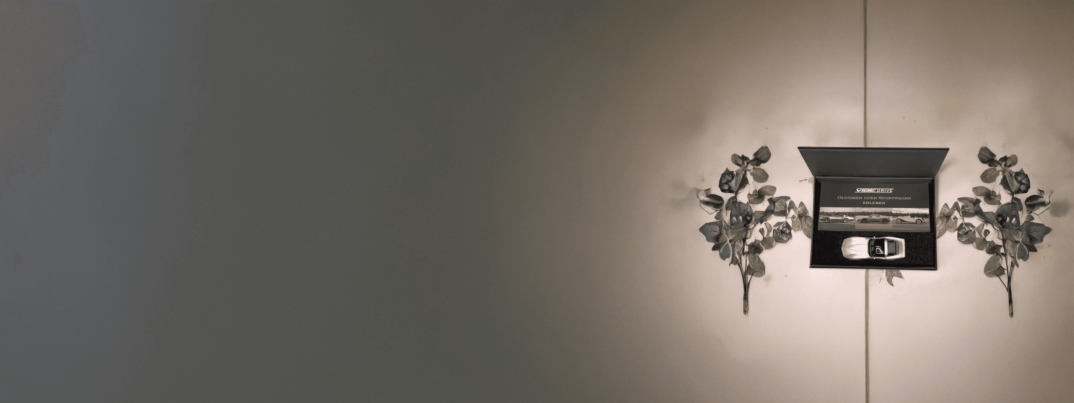 Oldtimer auf einer Landstraße