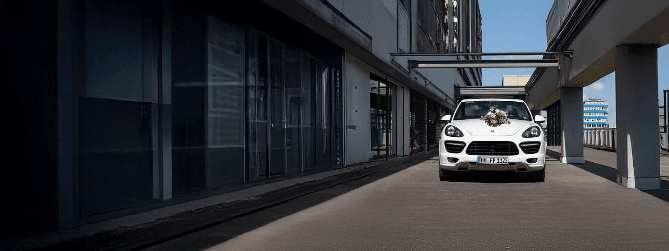 Oldtimer auf einer Landstraße